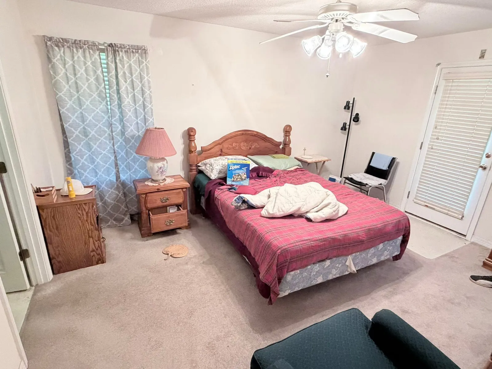 Bedroom before furniture removal